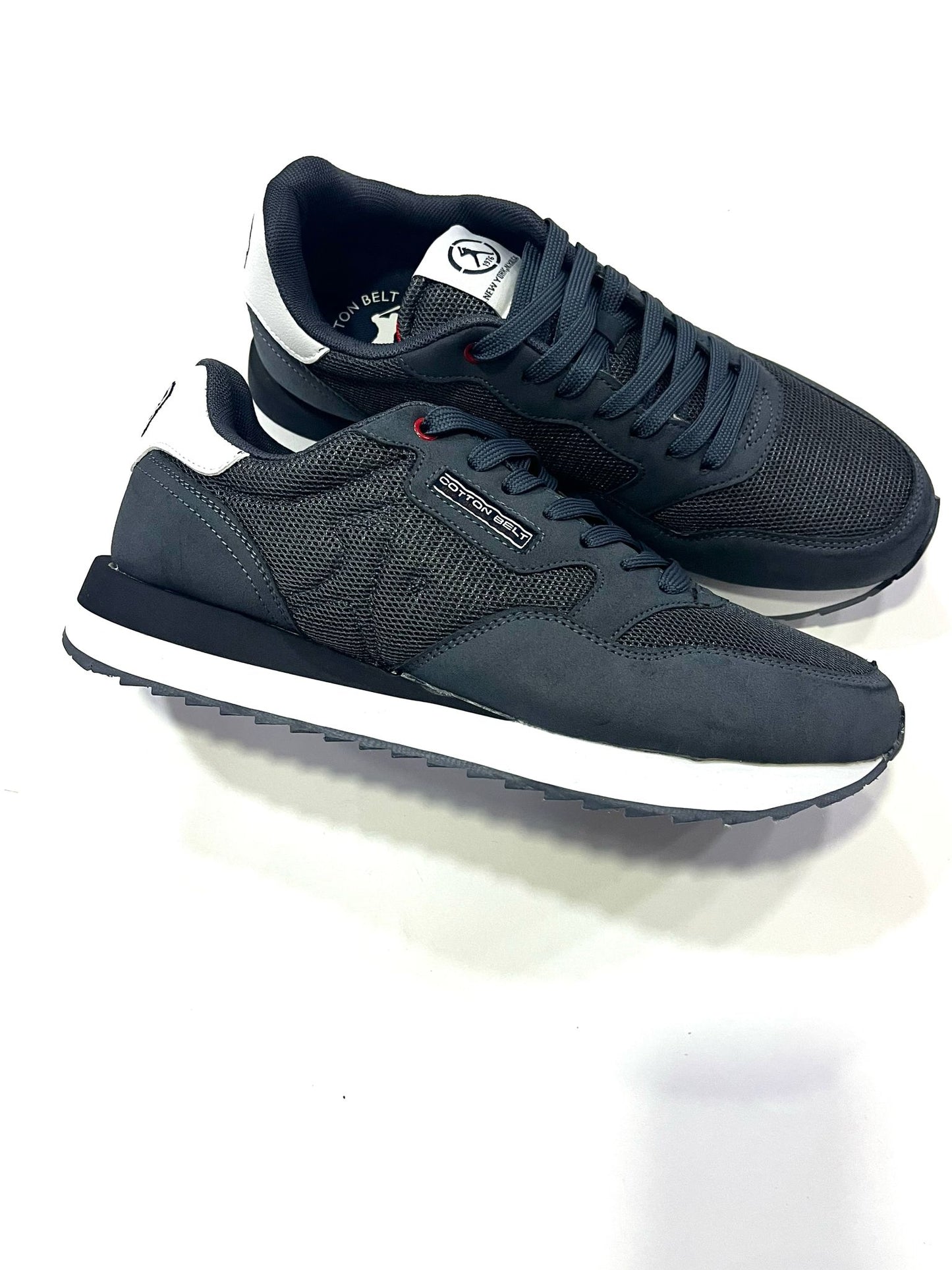 Sneakers Carter – Pianta Larga e Fondo Rigido