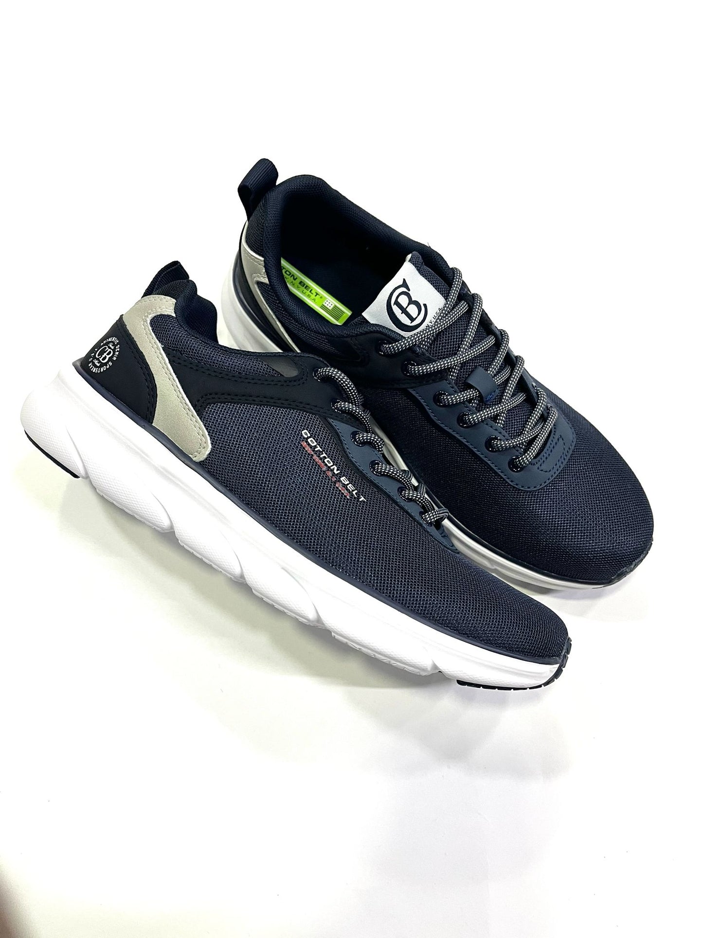 Sneakers Harlow in Tela – Fondo Leggero e Design Moderno