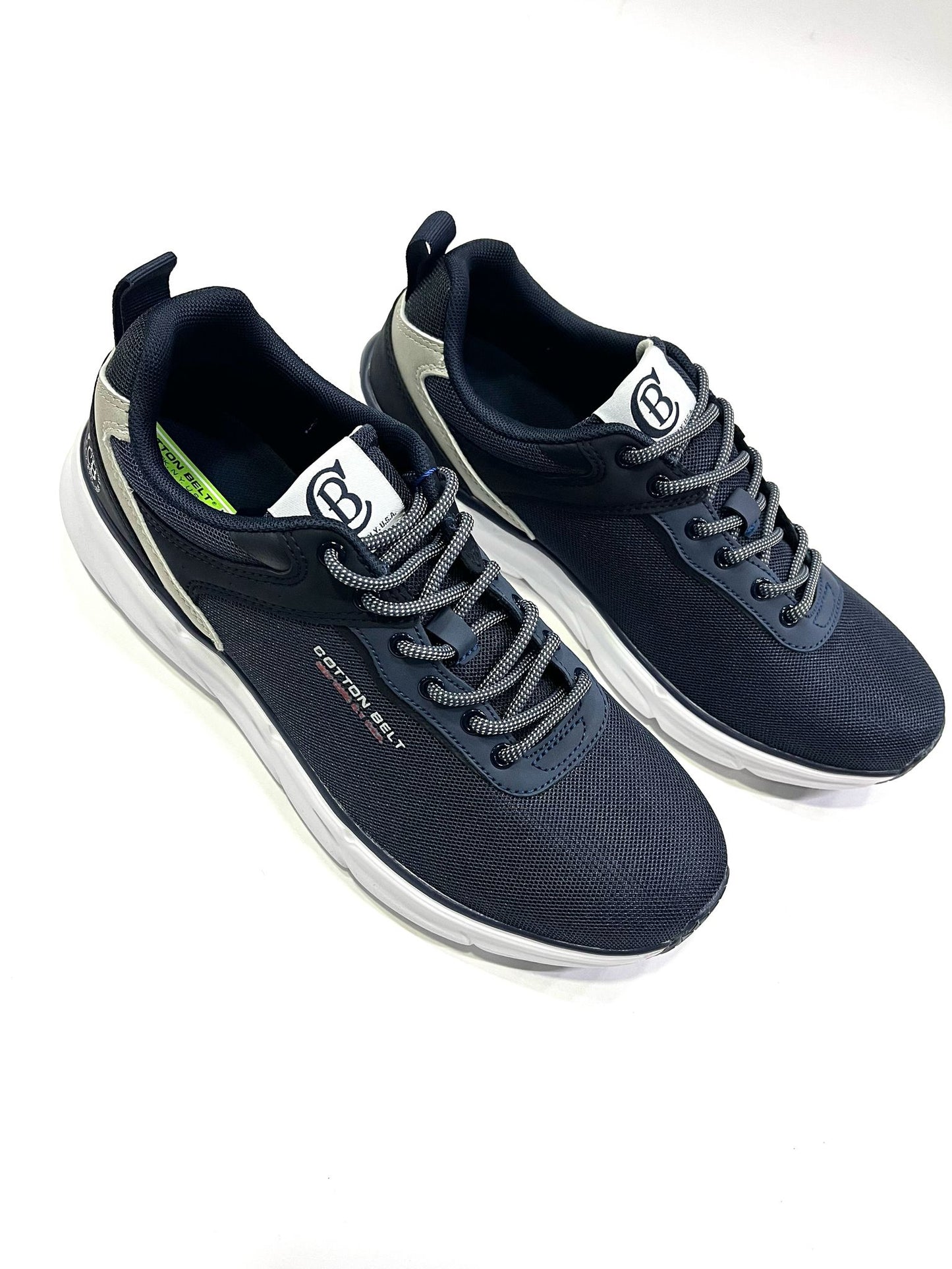 Sneakers Harlow in Tela – Fondo Leggero e Design Moderno